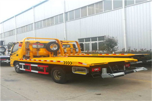 偃师附近拖车救援搭电